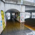 FOTOD | Sadu on Tartus vee alla matnud jalakäijate tee