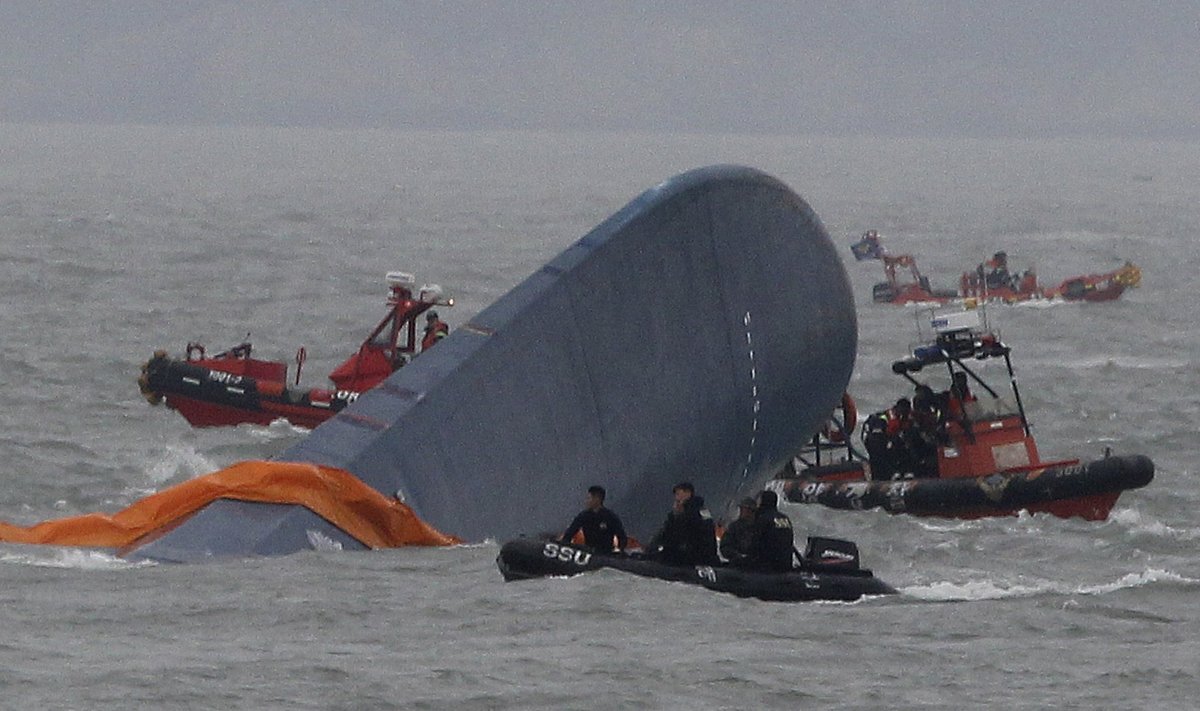 Lõuna-Koreas uppunud parvlaev