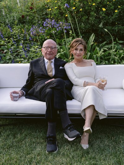 Meediamogul Rupert Murdoch ja abikaasa Elena Žukova oma pulmapäeval.