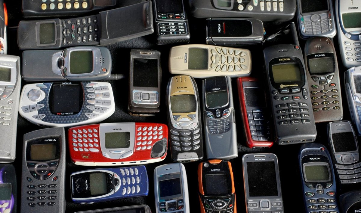 Illustreerival eesmärgil kogumik vanemaid Nokia telefone. (Foto: REUTERS)