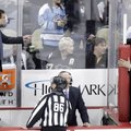 VIDEO: NHL-is läheb tuliseks: treenerid sõimlesid nagu kuked õrrel