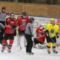 ФОТО: В чемпионате Эстонии по хоккею сохраняется двоевластие