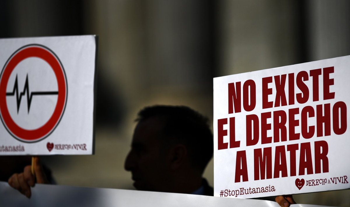 Eutanaasiavastased aktivistid Madridis protestimas