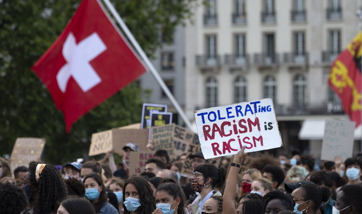 Rassismivastane meeleavaldus Genfis 3. juulil.