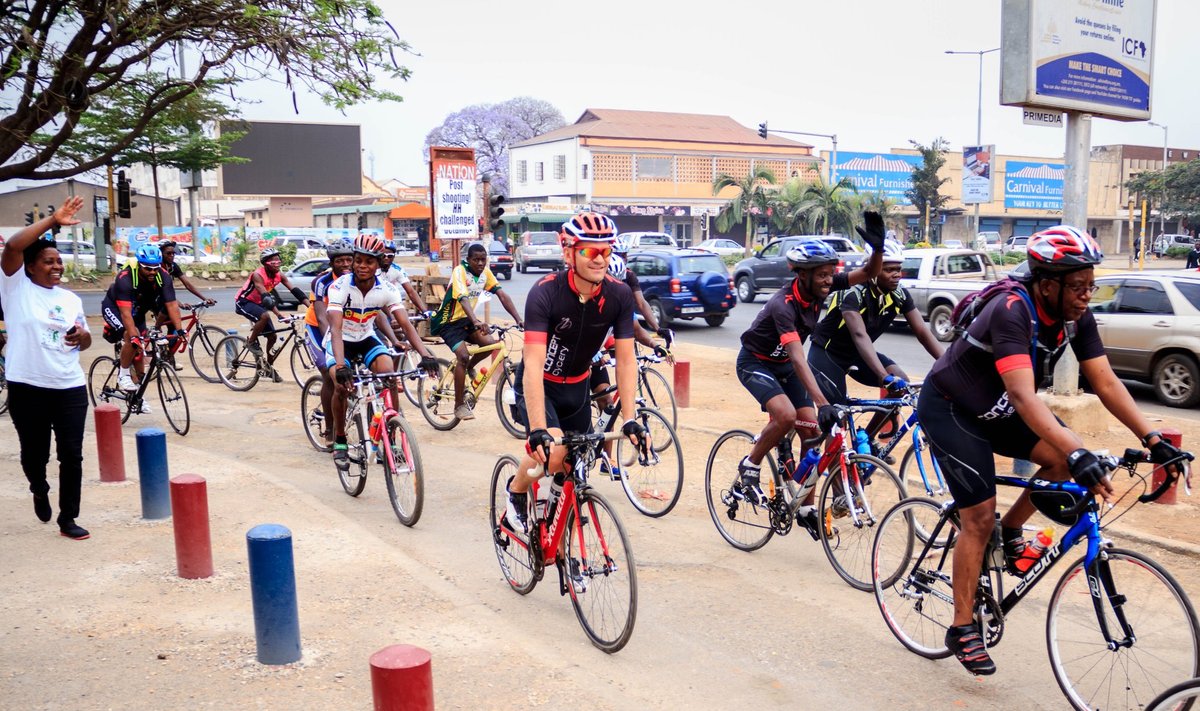 Ratturite kliimatuur sõitis oktoobris läbi Sambia. Abuya ei teinud kaasa tervet sõitu, kuid andis oma sadade kilomeetrite pikkuse panuse.