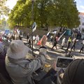 ФОТО и ВИДЕО DELFI: Митинг EKRE переместился на Тоомпеа