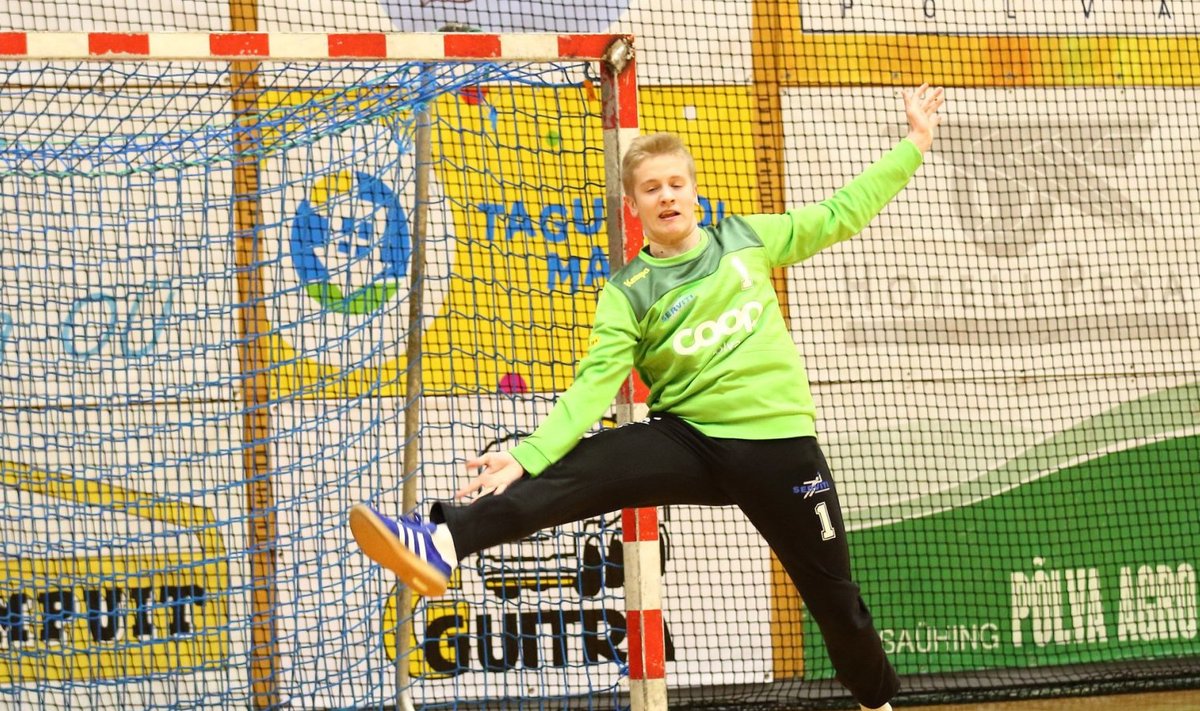 15-aastane väravavaht Andero Viljus on peatreener Kalmer Mustingu sõnul esiliigaliidri Põlva Coopi enim arenenud mängija.