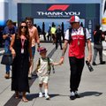 VIDEO | Käbi ei kuku kännust kaugele! Kimi Räikköneni nelja-aastane poeg sõitis esimest korda kardiga