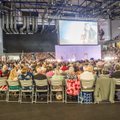 FOTOD: Saku suurhalli kogunes tuhandeid Jehoova tunnistajaid