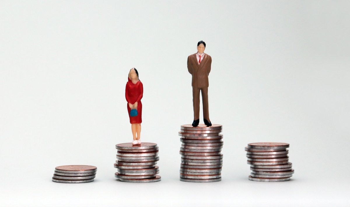 Naised teenivad jätkuvalt meestest vähem palka.