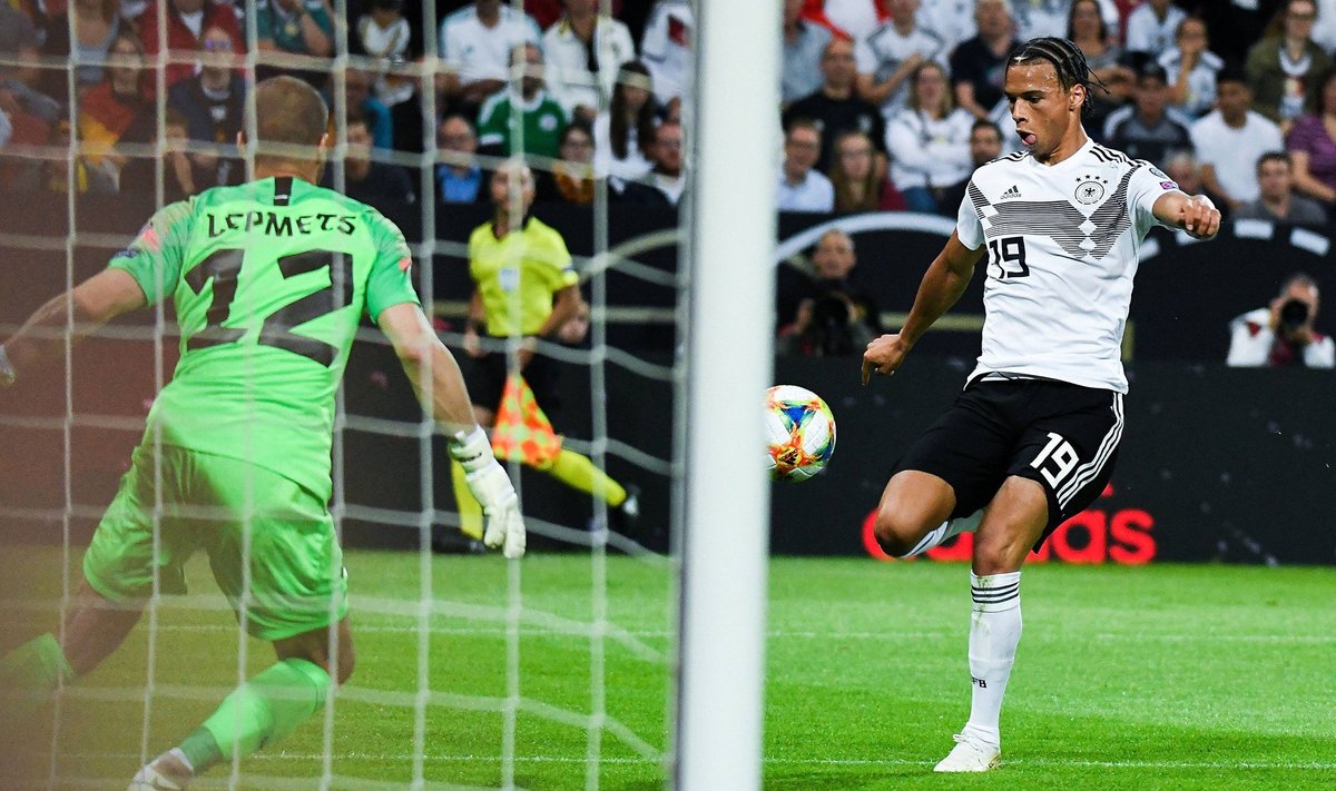 Eesti jalgpallikoondis kaotas Mainzis Saksamaale 0:8.