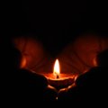#окнаПасхи: верующим предложили в пасхальную ночь зажечь свечи на окнах