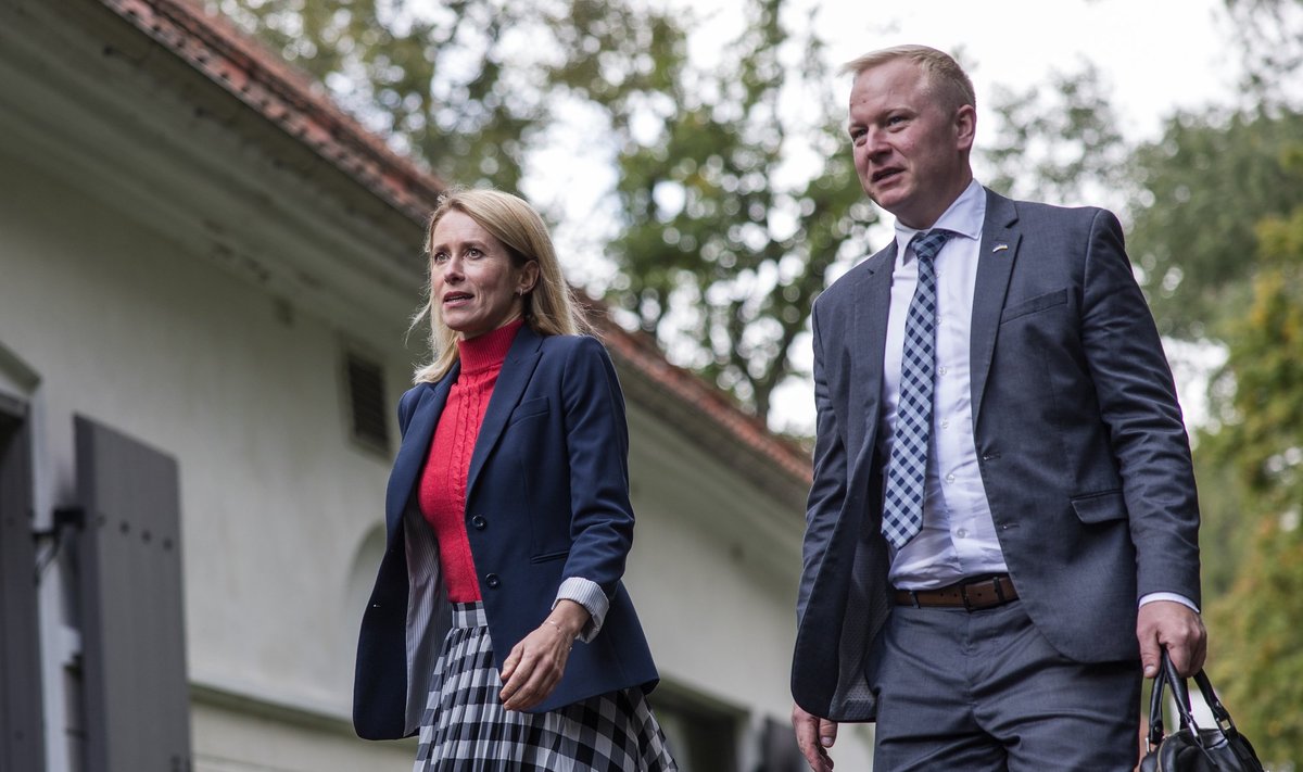POLE MINGIT PLAANI: Kaja Kallas ja Mart Võrklaev saavad selle eelarve kokku küll, ainult et reegleid muutes ja augulisena.