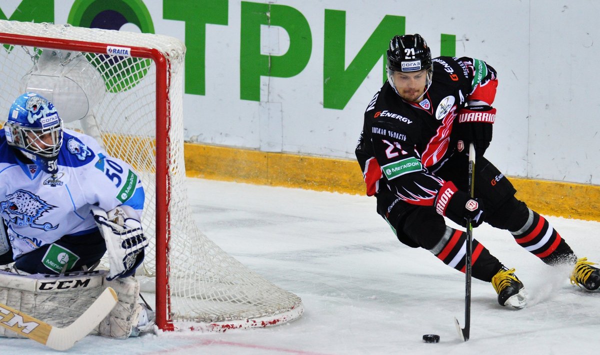 KHL Avangard vs Barys