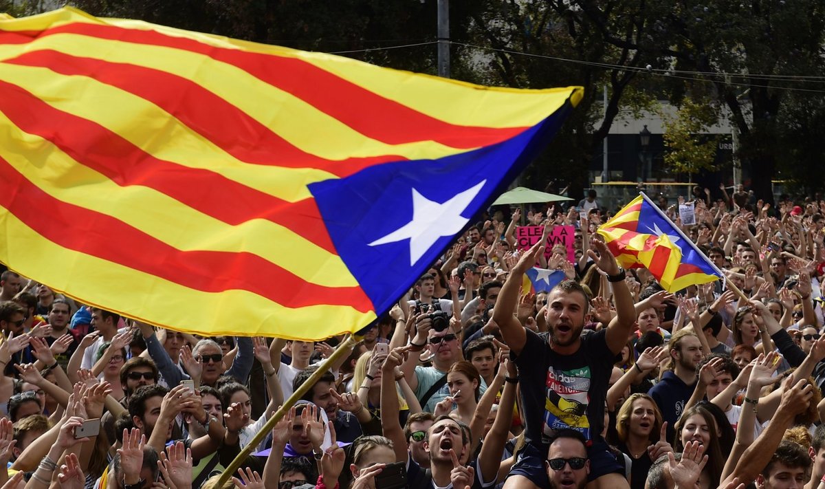 Iseseisvust pooldavad katalaani protestijad Barcelonas.