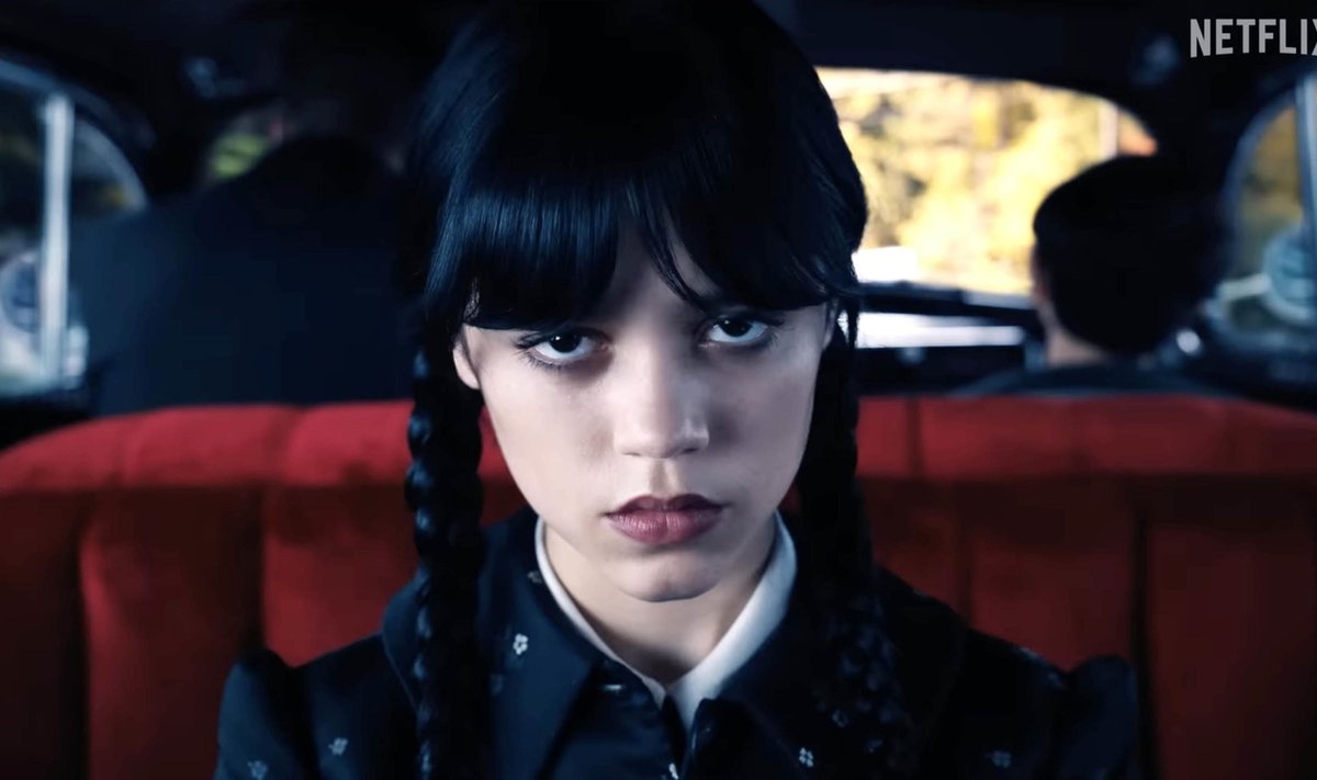 Wednesday Addams (Jenna Ortega) ei talu teisi inimesi – eriti kui nad kipuvad emotsioone välja näitama.