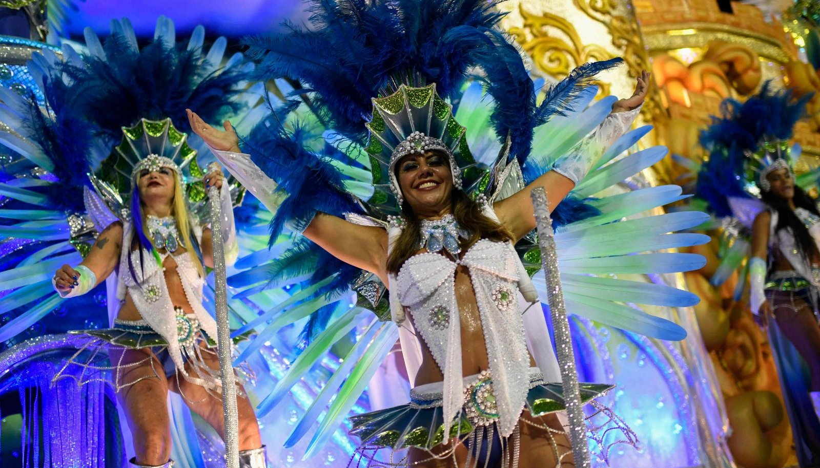Звезды карнавала. Бразильский карнавал в Рио-де-Жанейро. Карнавал в Рио-де-Жанейро 2022. Карнавал в Рио-де-Жанейро (бразильский карнавал). Бразилия фестиваль Рио де Жанейро 2021.