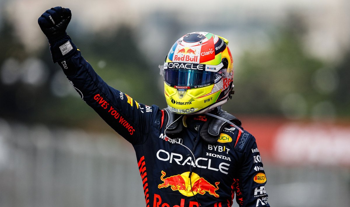 Sergio Perez näitab tiitliheitluses Max Verstappenile hambaid.