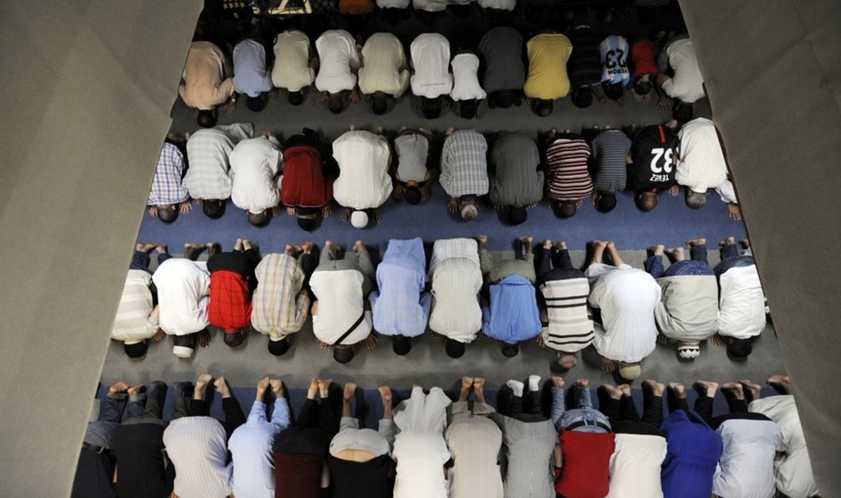 End uhkelt Vanaks Maailmaks nimetav Euroopa muretseb aina enam moslemite pärast