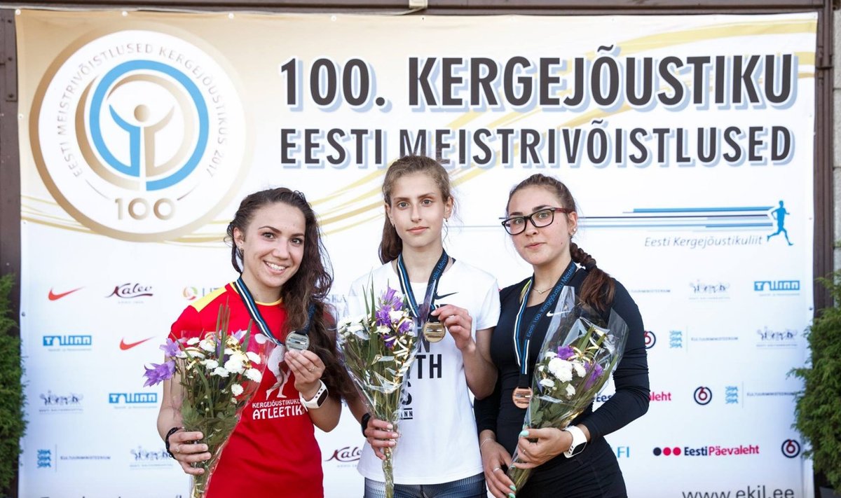 10 000 meetri käimise esikolmik Eesti meistrivõistlustel (vasakult): Anna Tipukina, Jekaterina Mirotvortseva, Angela Mandel.