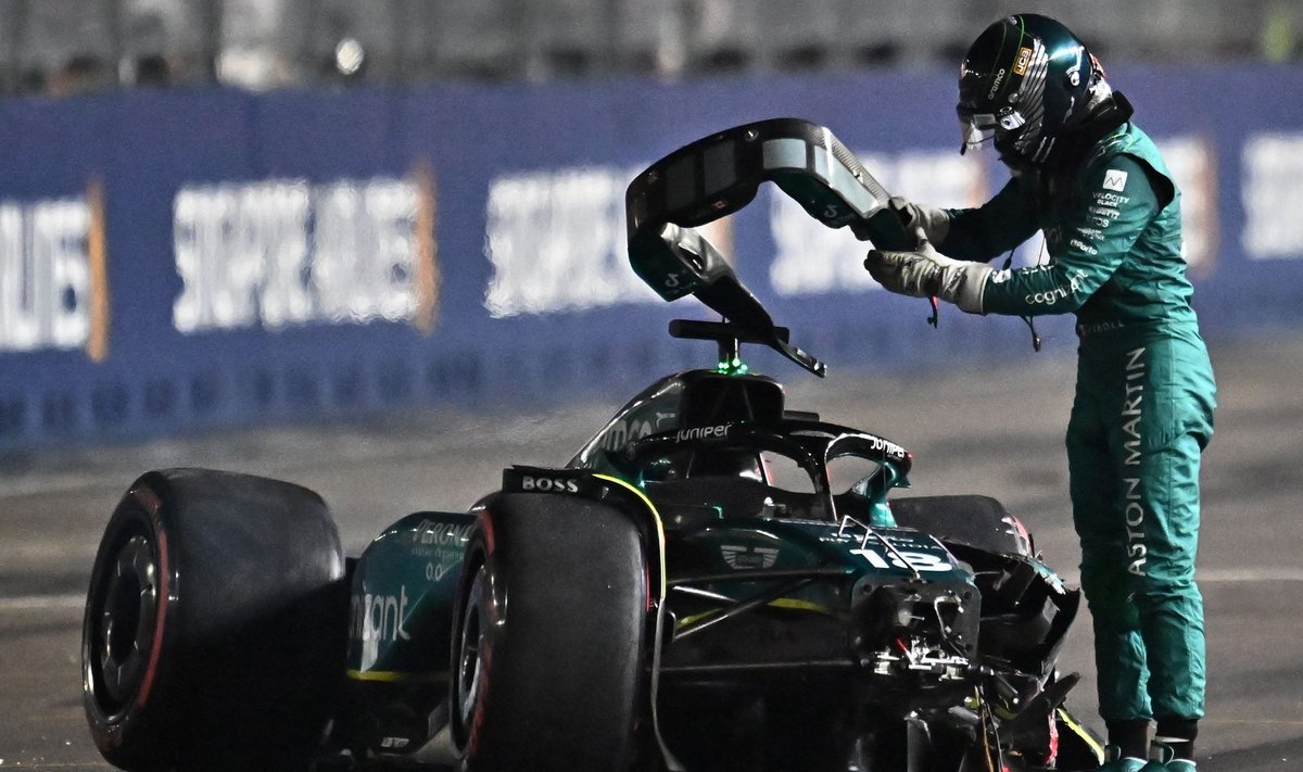 Lance Stroll tegi kvalifikatsiooni esimese sessiooni lõpus avarii.
