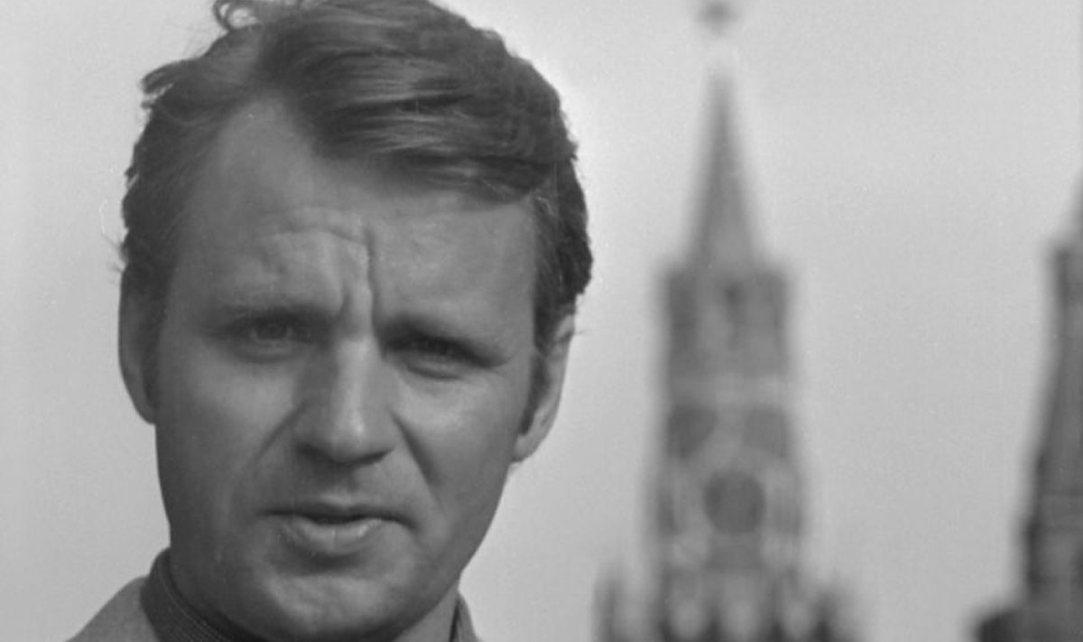 Heimar Lenk oli varem korrespondent ka Moskvas, kuid pärast Tšernobõli õnnetust kajastas ta Moskva soovil Tallinnast.