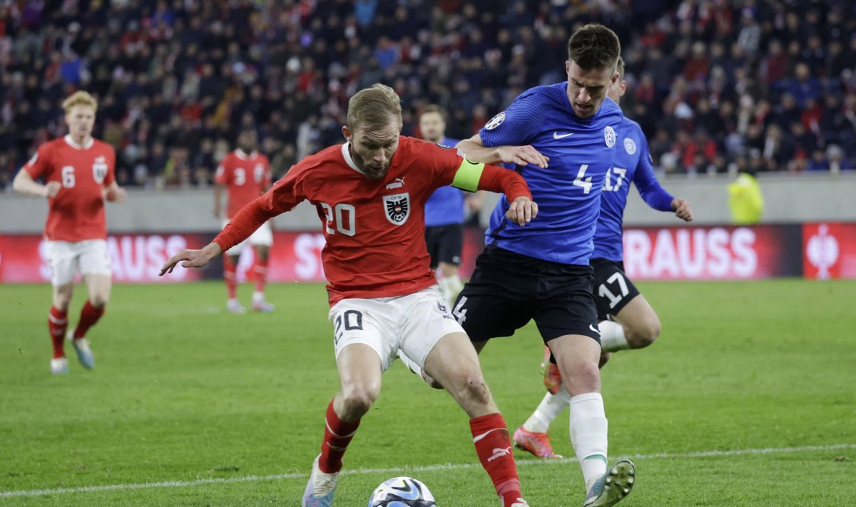 Mattias Käit (paremal) hiljutises Eesti – Austria mängus, kus ta jäi silma türklastele.