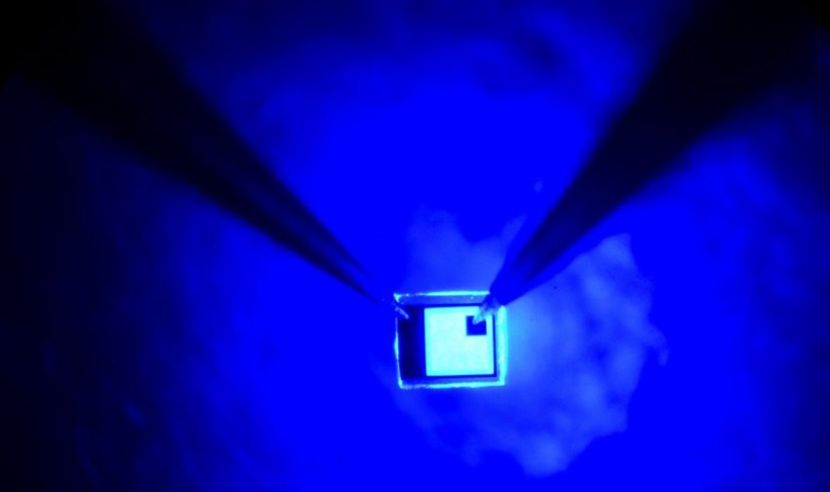 Shuji Nakamura katsetused sinise laseriga