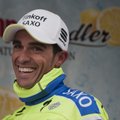 Giro üldliidrilt Contadorilt päriti, kas ta kasutab mootoriga ratast