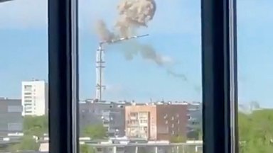 VIDEO JA FOTOD | Harkivi teletorn varises Vene raketirünnaku tõttu kokku