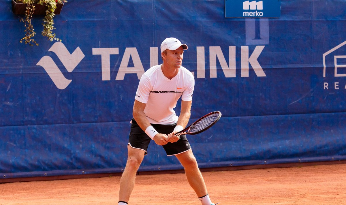 Jürgen Zopp kaitses Pärnu ITF-i turniiril tunamullust tiitlit.
