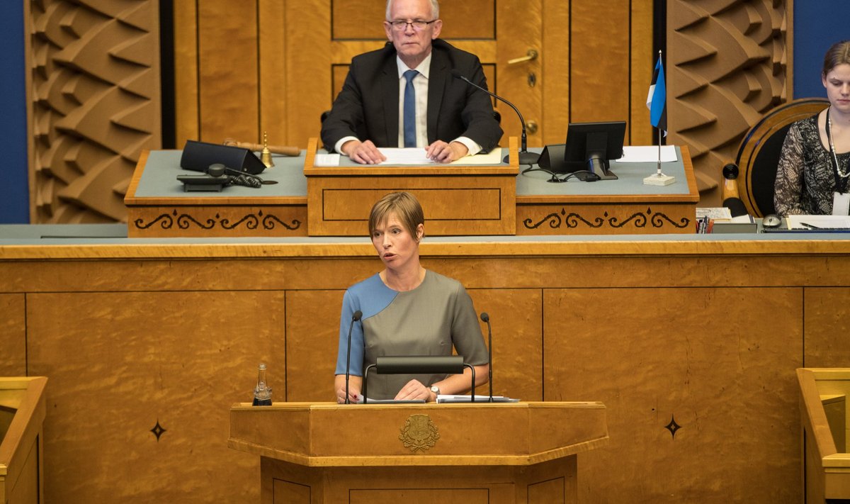 President Kersti Kaljulaid pani riigikogu liikmetele südamele, et nad peaksid oma ametist lugu mitte üksnes iseenda, vaid ka Eesti riigi hüvanguks.