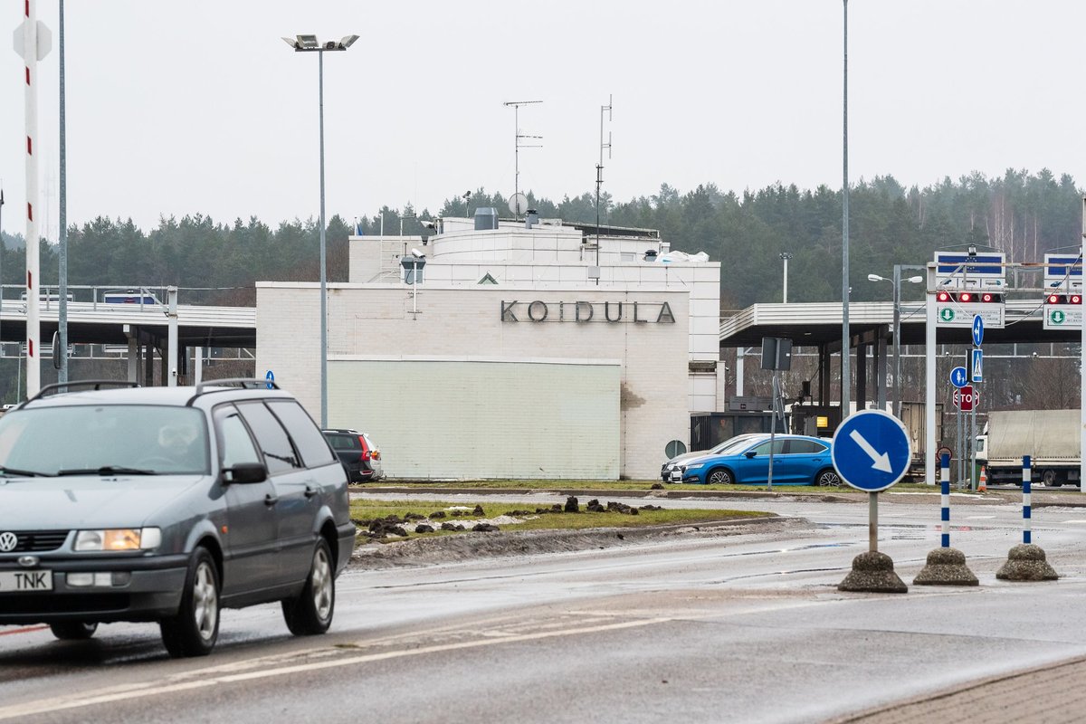 Погранпереход Койдула. Пограничный переход Койдула. Koidula пограничный пункт. Очередь на границе с Эстонией Койдула.