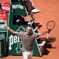 Roger Federer sammus kindlal sammul French Openi veerandfinaali