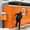 Полиция задержала в Нарве мужчину, который подозревается в мошенничестве с использованием почтового автомата