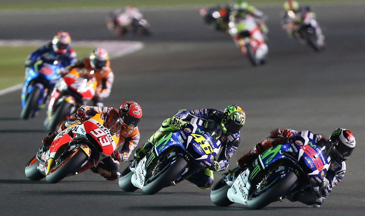 MotoGP hooaega algas Katari õhtupimeduses