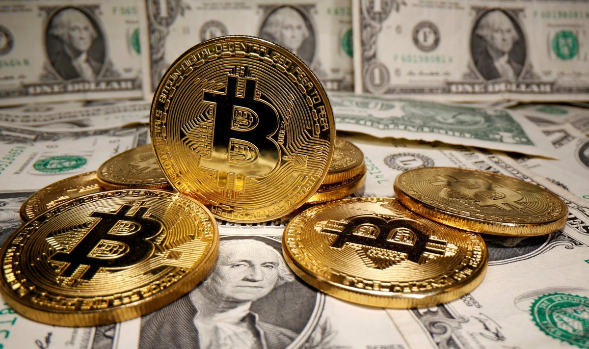 Bitcoin ja USA dollar