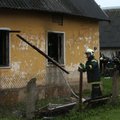 FOTOD | Luunja elumaja tulekahjus hukkus üks inimene