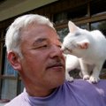 Isetu heategija: mees, kes riskib oma eluga, et aidata peale katastroofi Fukushimasse jäänud loomi