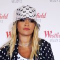 KLÕPS | Lauljanna Rita Ora postitas emast südamliku foto: olen su üle nii uhke