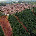 Город с населением 73 000 человек проваливается под землю из-за вырубки лесов