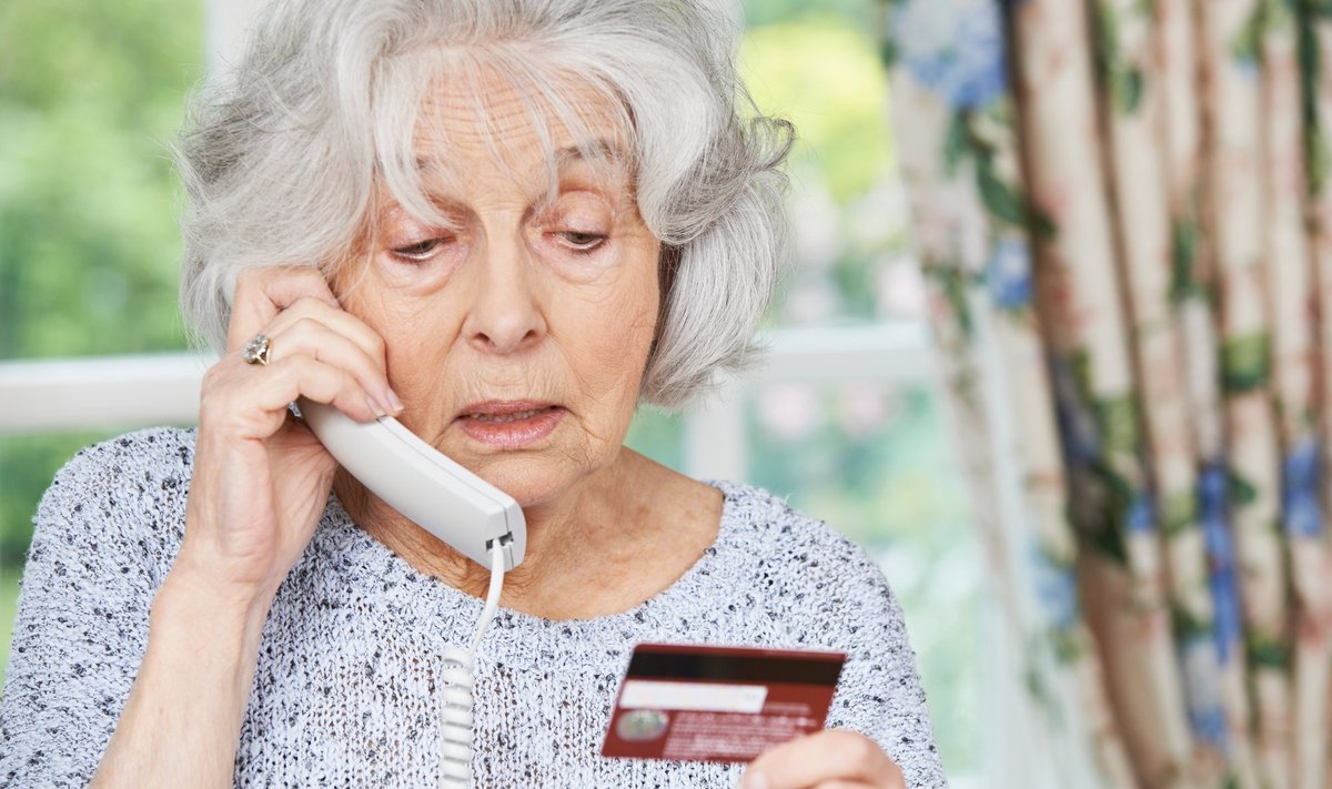 Petukõne teinud kelmile tagasi helistades võtab telefoni vastu hoopis Eesti numbri omanik.