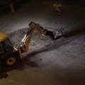 ВИДЕО: Сроки поджимают? Дорожные работы на улице Гонсиори нарушили ночной покой местных жителей