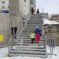 Читатель негодует: когда поставят постоянную лестницу на остановке Лаагна?