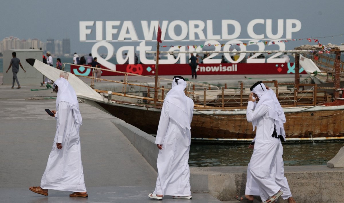 Kataris peetakse jalgpalli MM