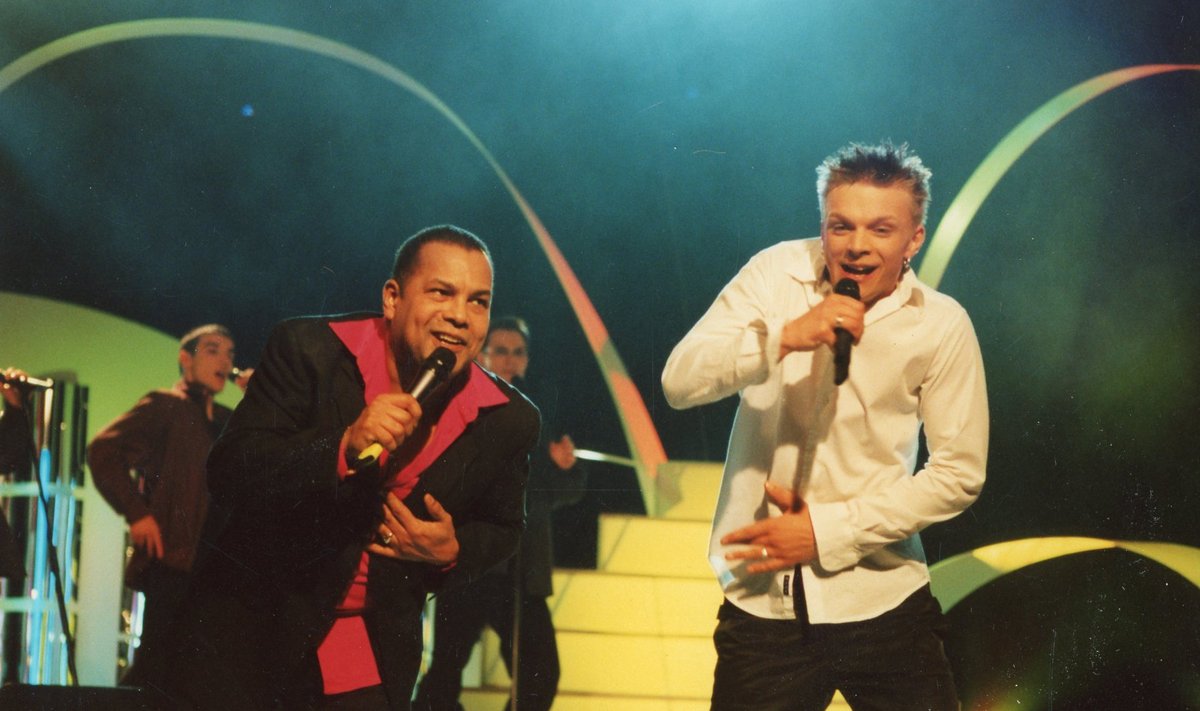 ME VÕITSIME! Dave Benton ja Tanel Padar Kopenhaageni Eurovisioni laval võidulugu „Everybody“ esitamas.