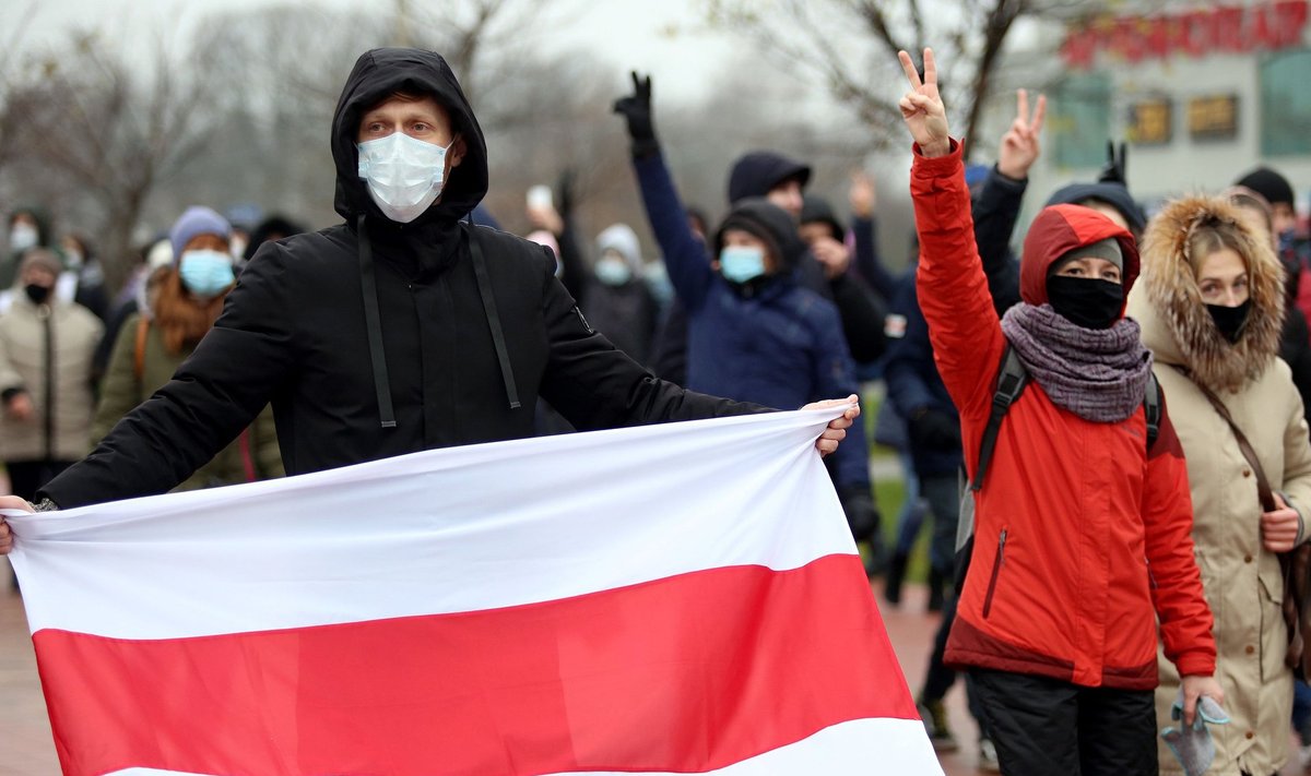 Protestid Valgevenes ei näita ilmade külmenemisest hoolimata vaibumise märke