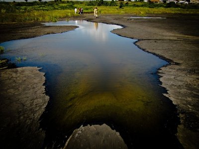 La Brea Pitch Lake 07