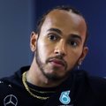 Mercedes kaalus varianti kergitada Hamilton esimeseks