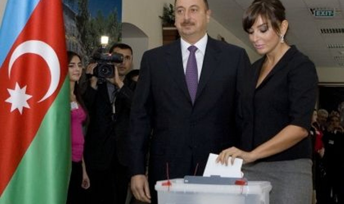 Aserbaidžaani president Ilham Alijev ja tema abikaasa Mehriban